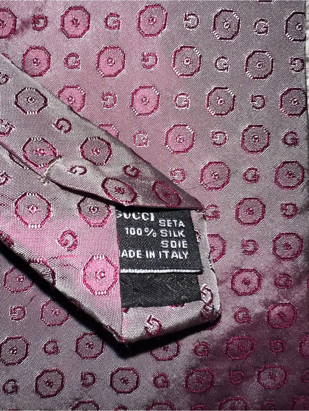 Vintage Gucci Purple Silk Tie with Subtle Circle Motif